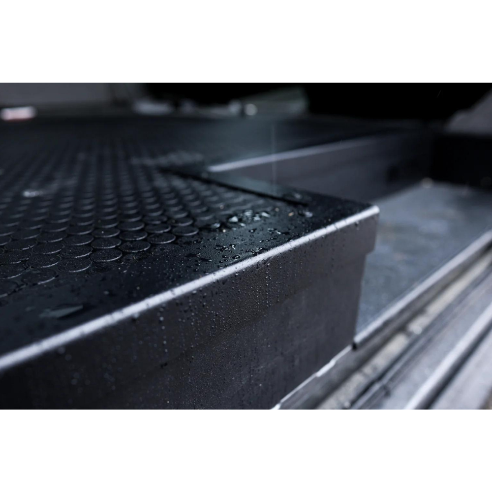 TRANSIT FLOOR STEP AND TRIM
