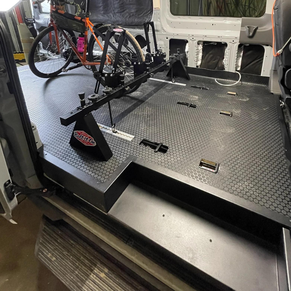 TRANSIT FLOOR STEP AND TRIM