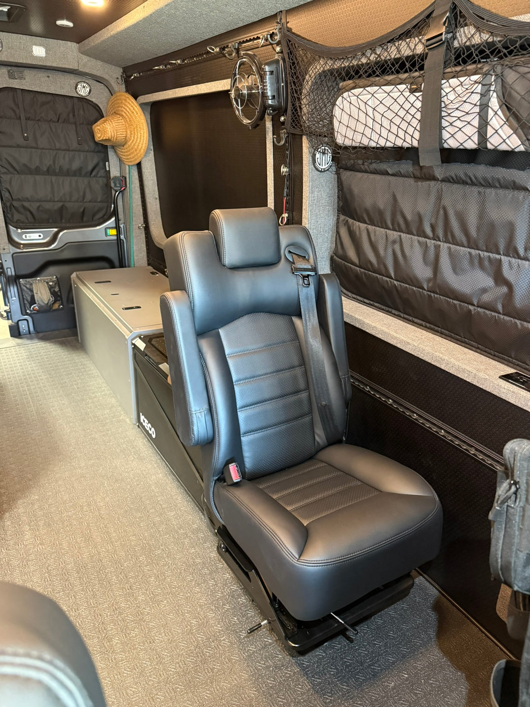 18” Nex-Gen Chair + JMG Swivel Mounting Kit